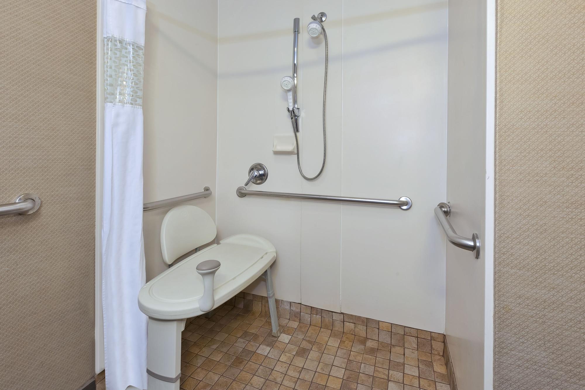 Surestay Plus Hotel By Best Western Stevensville St Joseph Экстерьер фото