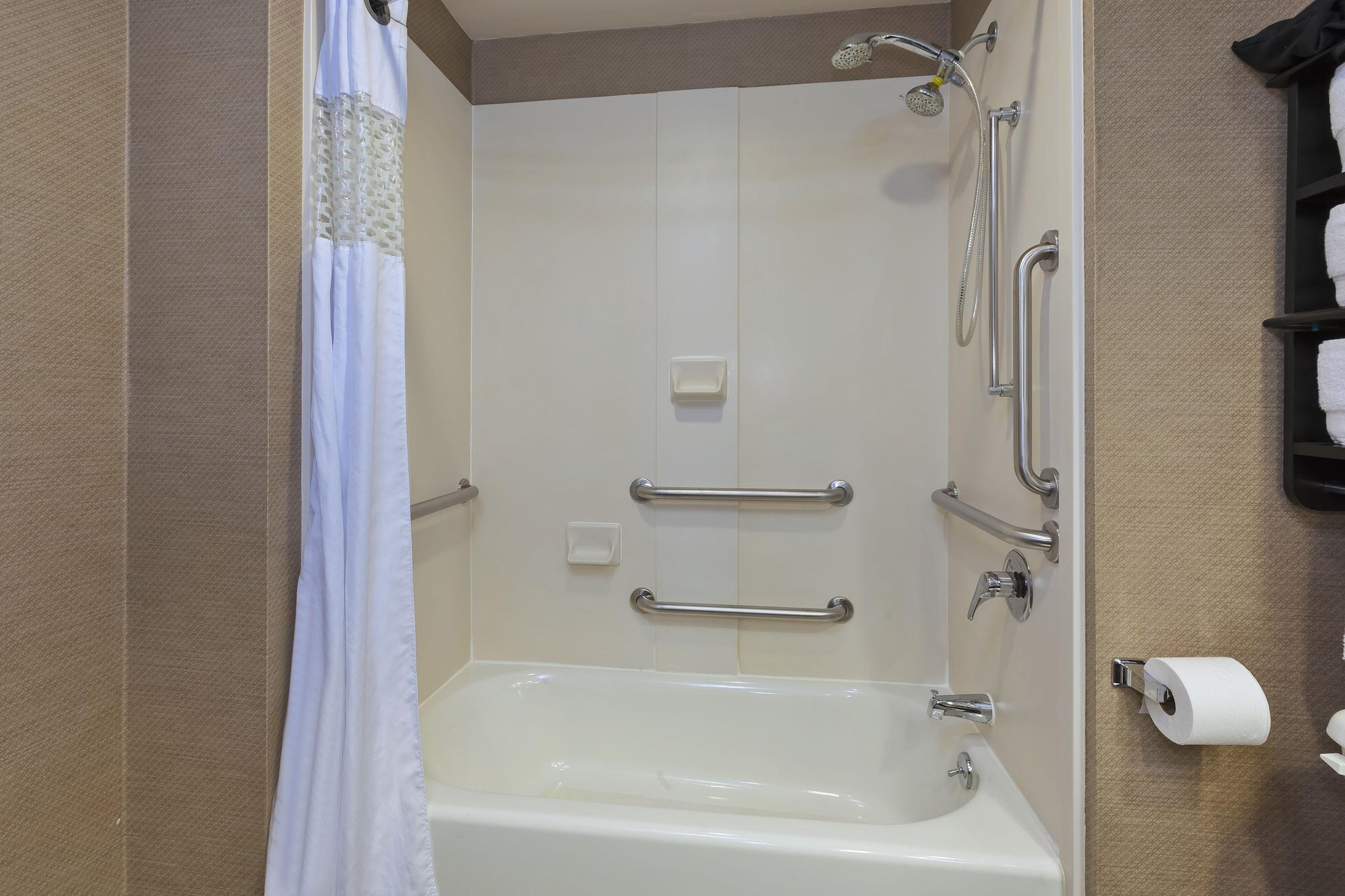 Surestay Plus Hotel By Best Western Stevensville St Joseph Экстерьер фото
